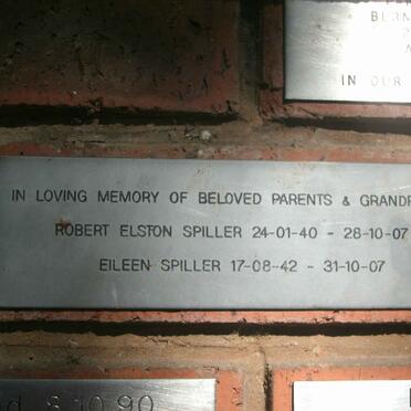 SPILLER Robert Elston 1940-2007 &amp; Eileen 1942-2007