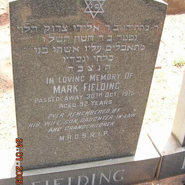 FIELDING Mark -1975