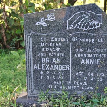 ALEXANDER Brian 1943-1987 :: ALEXANDER Annie 1959