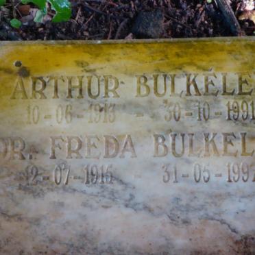 BULKELEY Arthur 1913-1991 &amp; Freda 1915-1997