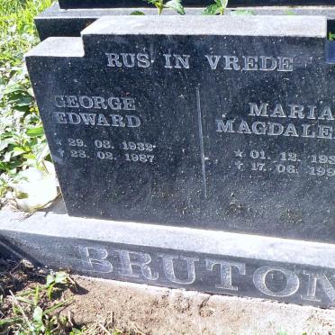 BRUTON George Edward 1932-1987 &amp; Maria Magdalena 1935-1998