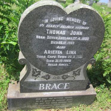 BRACE Thomas John 1900-1963 &amp; Arietta Lina 1901-1966