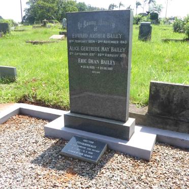 BAILEY :: FOUQUEREAUX