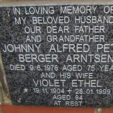 ARNTSEN Johnny Alfred Peter Berger -1976 &amp; Violet Ethel 1904-1999