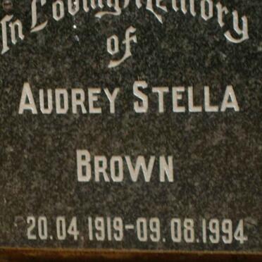 BROWN Audrey Stella 1919-1994