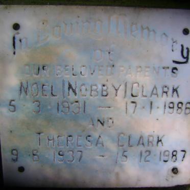 CLARK Noel 1931-1986 &amp; Theresa 1937-1987