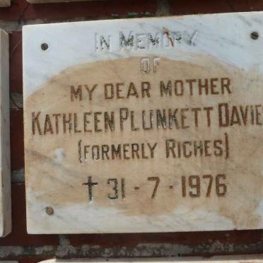 DAVIES Kathleen Plunkett formerly RICHES -1976