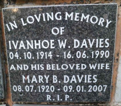 DAVIES Ivanhoe W. 1914-1990 &amp; Mary B. 1920-2007