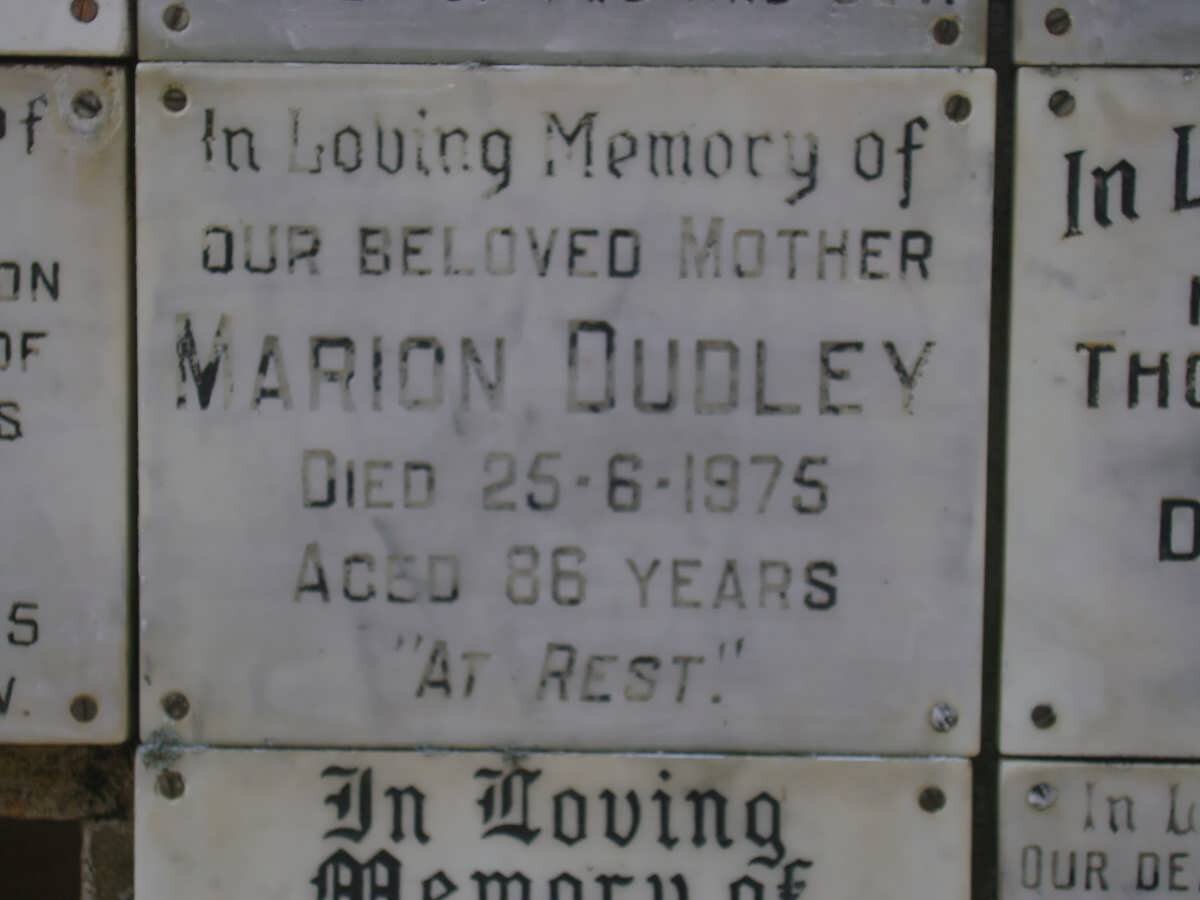 DUDLEY Marion -1975