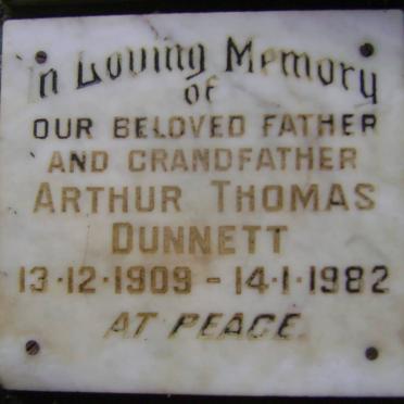 DUNNETT Arthur Thomas 1909-1982