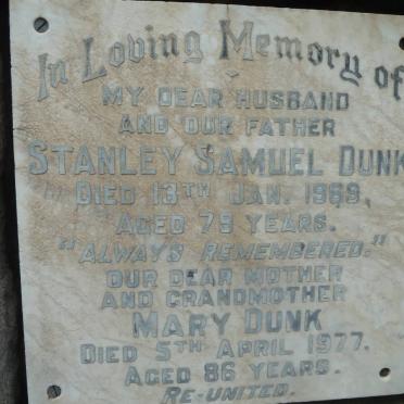 DUNK Stanley Samuel -1969 &amp; Mary -1977