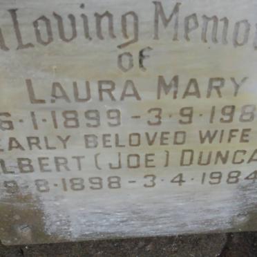 DUNCAN Albert 1898-1984 &amp; Laura Mary 1899-1980