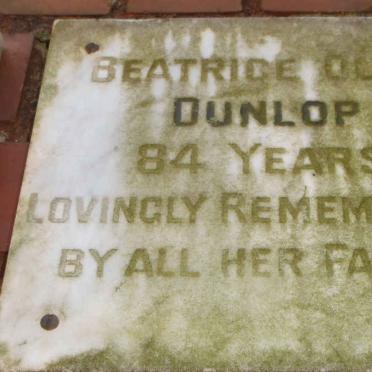 DUNLOP Beatrice Olive