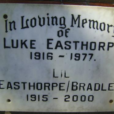 EASTHORPE Luke 1916-1977 &amp; Lil BRADLEY 1915-2000
