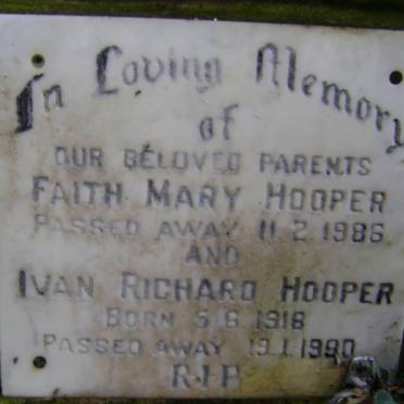 HOOPER Ivan Richard 1916-1990 &amp; Faith Mary -1986