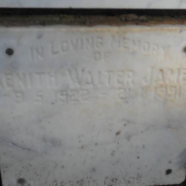 JAMES Kenith Walter 1922-1991