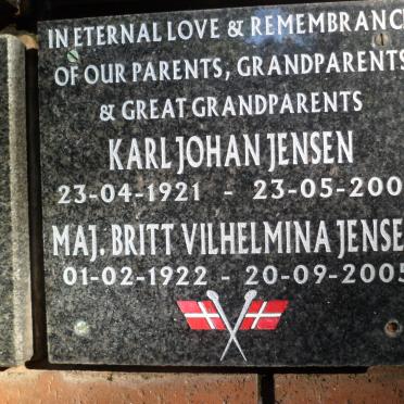 JENSEN Karl Johan 1921-2001 &amp; Maj Britt Vilhelmina 1922-2005