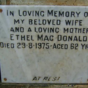 MAC DONALD Ethel -1975