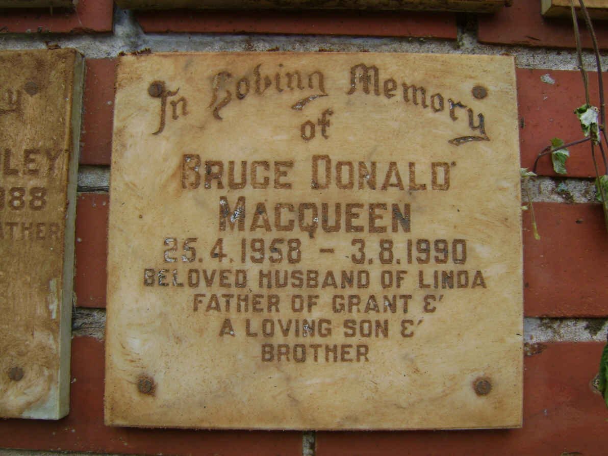 MACQUEEN Bruce Donald 1958-1990
