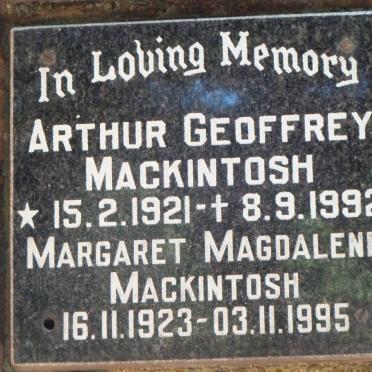 MACKINTOSH Arthur Geoffrey 1921-1992 &amp; Margaret Magdalene 1923-1995