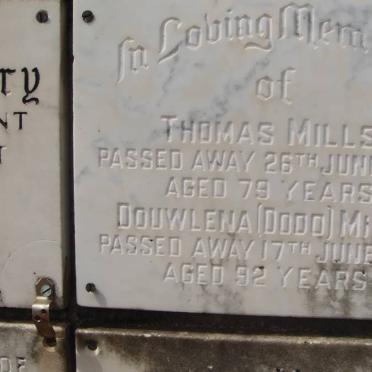 MILLS Thomas -1971 &amp; Douwlena -1988