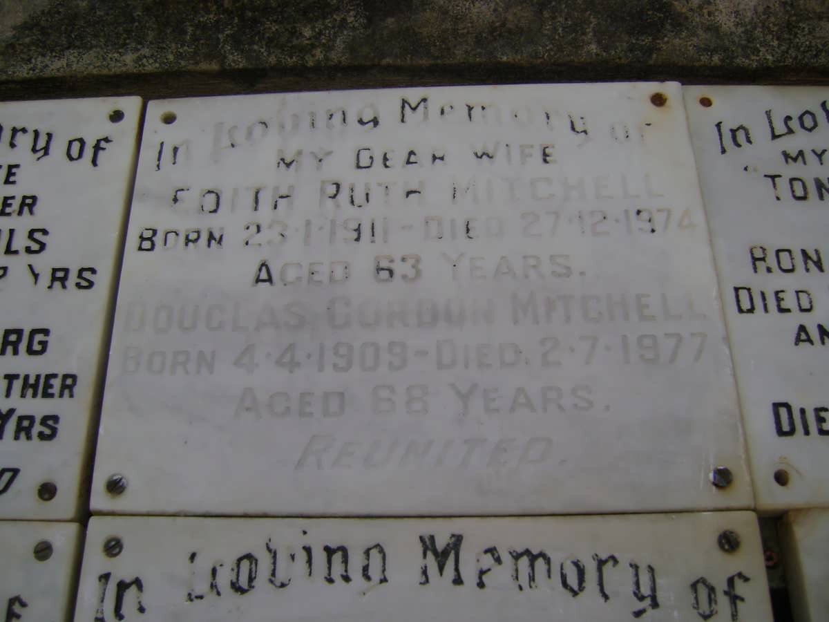 MITCHELL Douglas Gordon 1909-1977 &amp; Edith Ruth 1911-1974