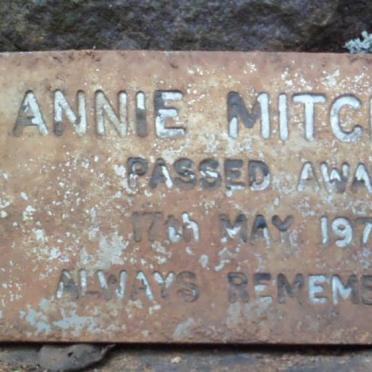 MITCHELL Annie -1979