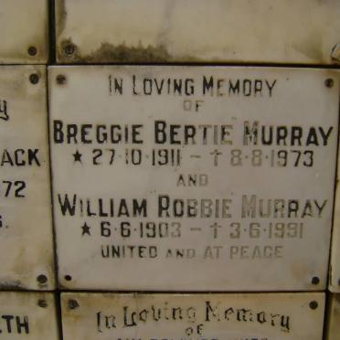 MURRAY William Robbie 1903-1991 &amp; Breggie Bertie 1911-1973