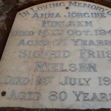 NIELSON Sigfrid Friis -1958 &amp; Anna Jorgine -1942