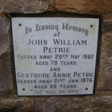 PETRIE John William -1962 &amp; Gertrude Annie -1976