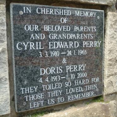 PERRY Cyril Edward 1910-1965 &amp; Doris 1913-2000