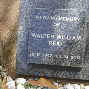 REID Walter William 1942-2012