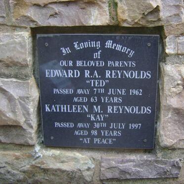 REYNOLDS Edward R.A. -1962 &amp; Kathleen M. -1997