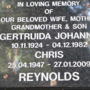 REYNOLDS Chris 1947-2009 &amp; Gertruida Johanna 1924-1982