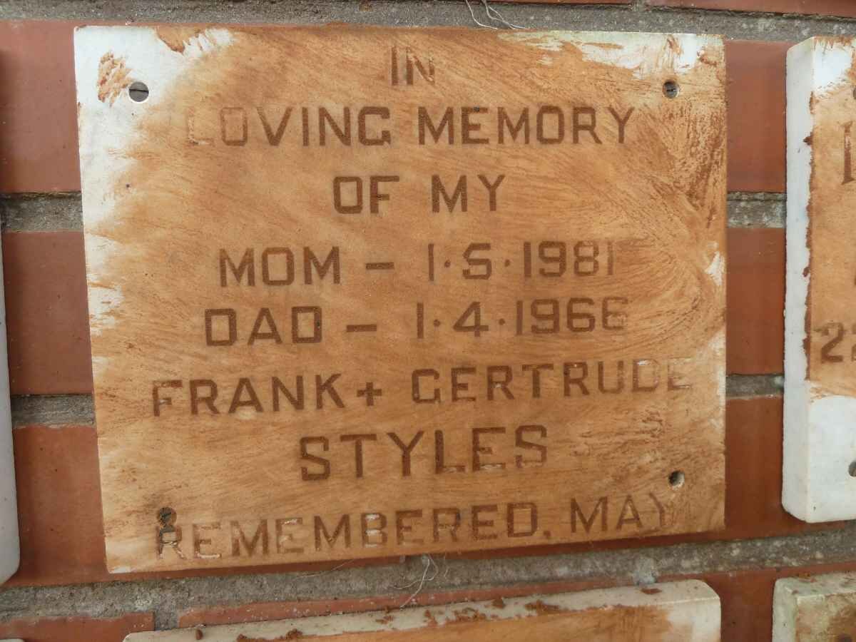 STYLES Frank -1966 &amp; Gertrude -1981