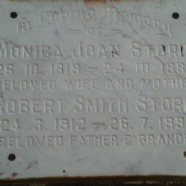 STORIE Robert Smith 1912-1990 &amp; Monica Joan 1919-1989