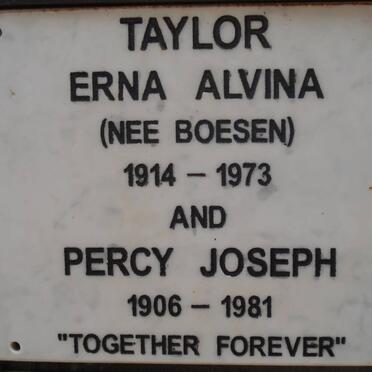 TAYLOR Percy Joseph 1906-1981 &amp; Erna Alvina BOESEN 1914-1973