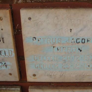 THERON Petrus Jacobus 1974-1974
