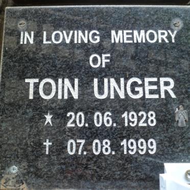 Un - Surnames starting with the letters Un