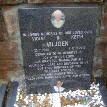 VILJOEN Keith -2013 &amp; Violet -2004