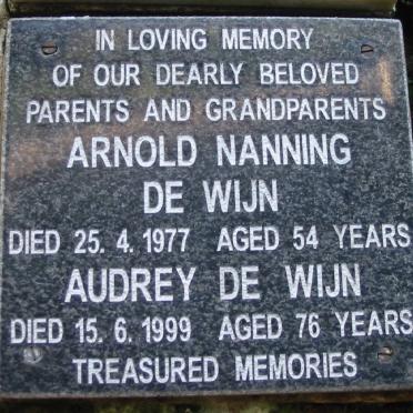 WIJN Arnold Nanning, de -1977 &amp; Audrey -1999