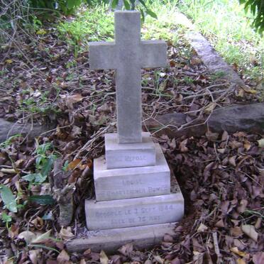 DUMÉE Louise, de Chasteigner -1944