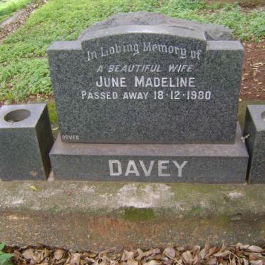DAVEY June Madeline -1980
