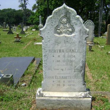 DAHLE Bertha 1834-1910 :: DAHLE Anna Elisabeth 1873-1970