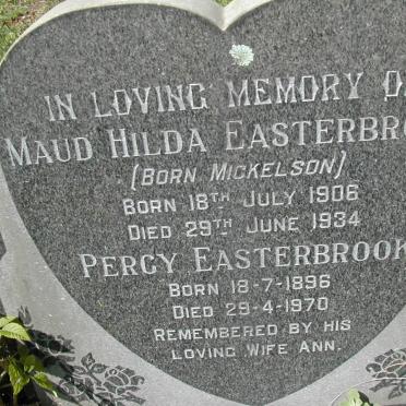 EASTERBROOK Percy 1896-1970 :: EASTERBROOK Maud Hilda nee MICKELSON 1906-1934