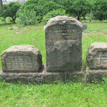 EDWARDS William Edwin Reginald 1880-1948 &amp; Joan Winifred 1888-1920 :: EDWARDS Roger 1913-1941