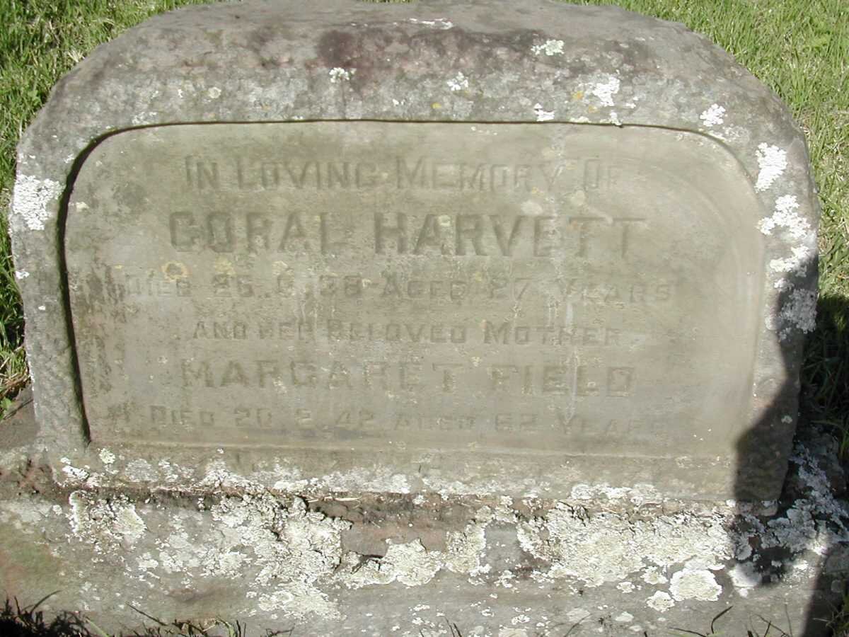 FIELD Margaret -1942 :: HARVETT Coral -1938