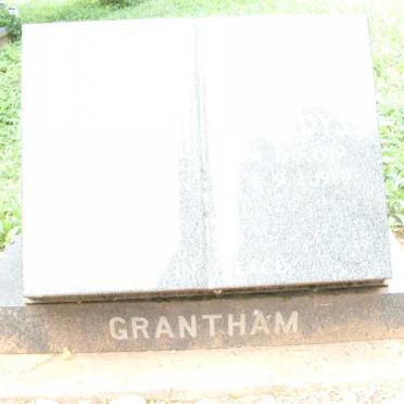GRANTHAM Emmanuel Clovis 1925-1964 &amp; Gertrude Gladys 1919-1979