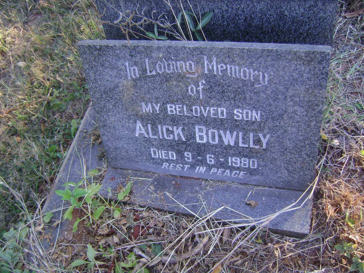 HARBOUR John Patrick -1947 :: BOWLLY Alick -1980