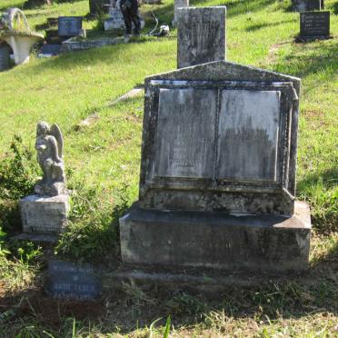 HARMSWORTH Helen -1931 :: HARMSWORTH Alfred J. -1943 :: HARMSWORTH Keith -1933